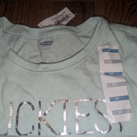 Old Navy Kids Size 5T Luckiest Girl In The World T-shirt NWT - Picture 3 of 4